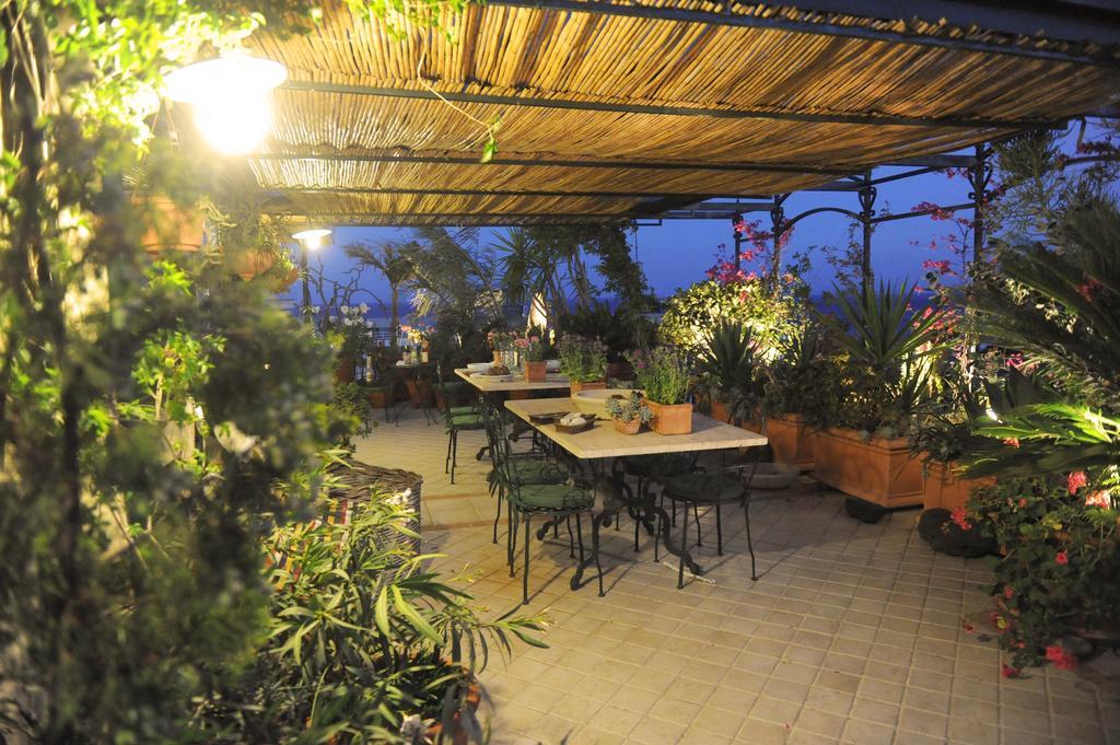 Terrazza Pavone Appartement Aci Castello Kamer foto